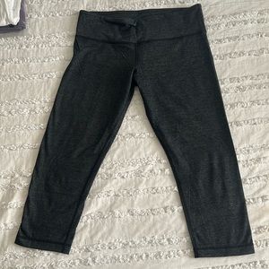 Size 8 Lululemon capri leggings